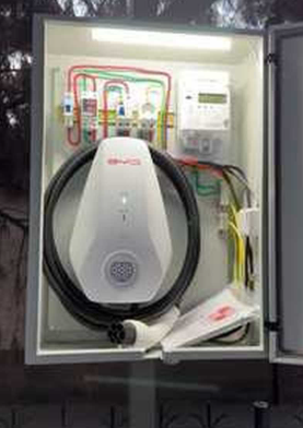 Elektromobil zaryadkasi o‘rnatish